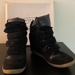 Steve Madden sneakers size 7